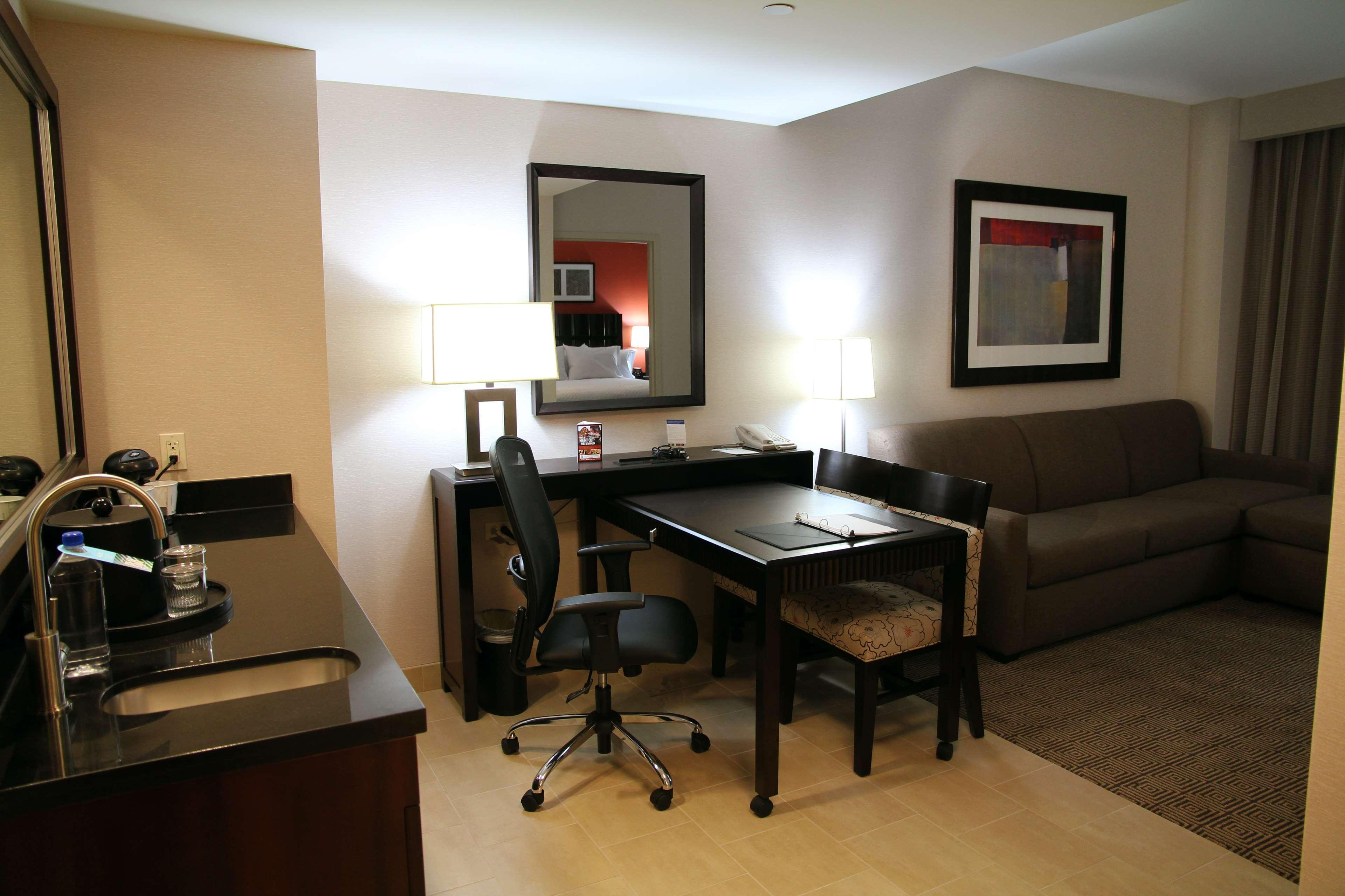 Embassy Suites Ontario - Airport Pokój zdjęcie