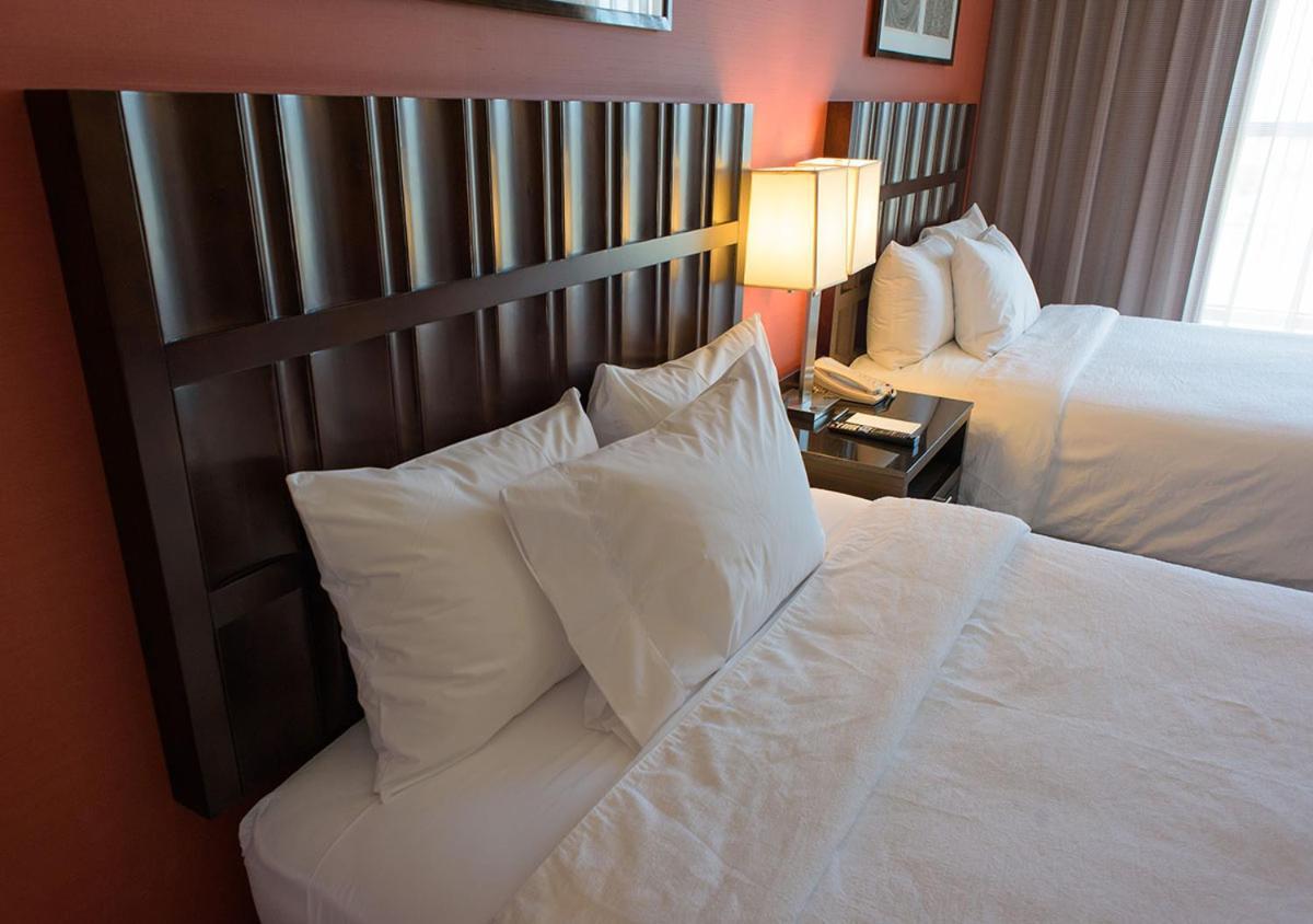 Embassy Suites Ontario - Airport Zewnętrze zdjęcie