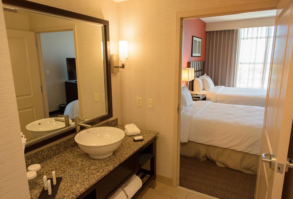 Embassy Suites Ontario - Airport Zewnętrze zdjęcie
